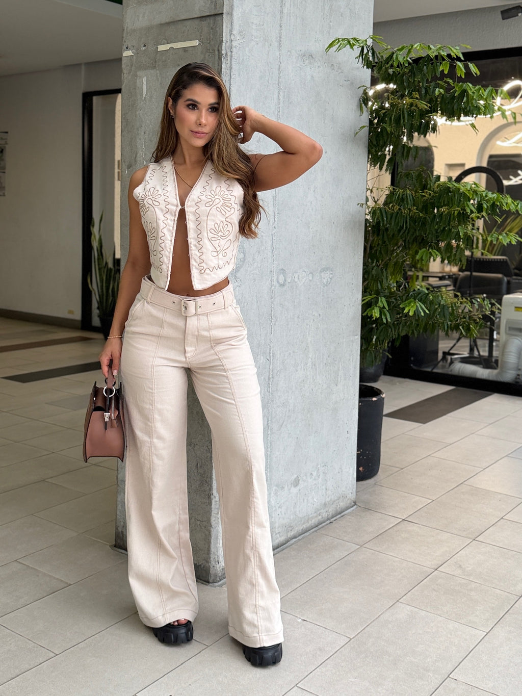 Set Amelia