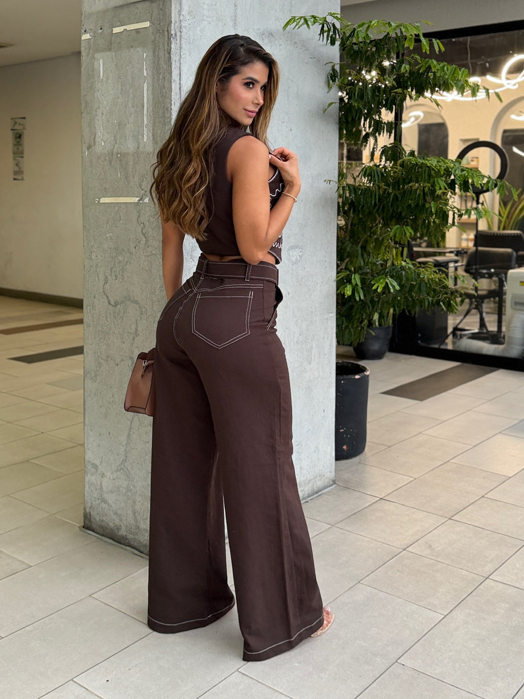 Set Amelia